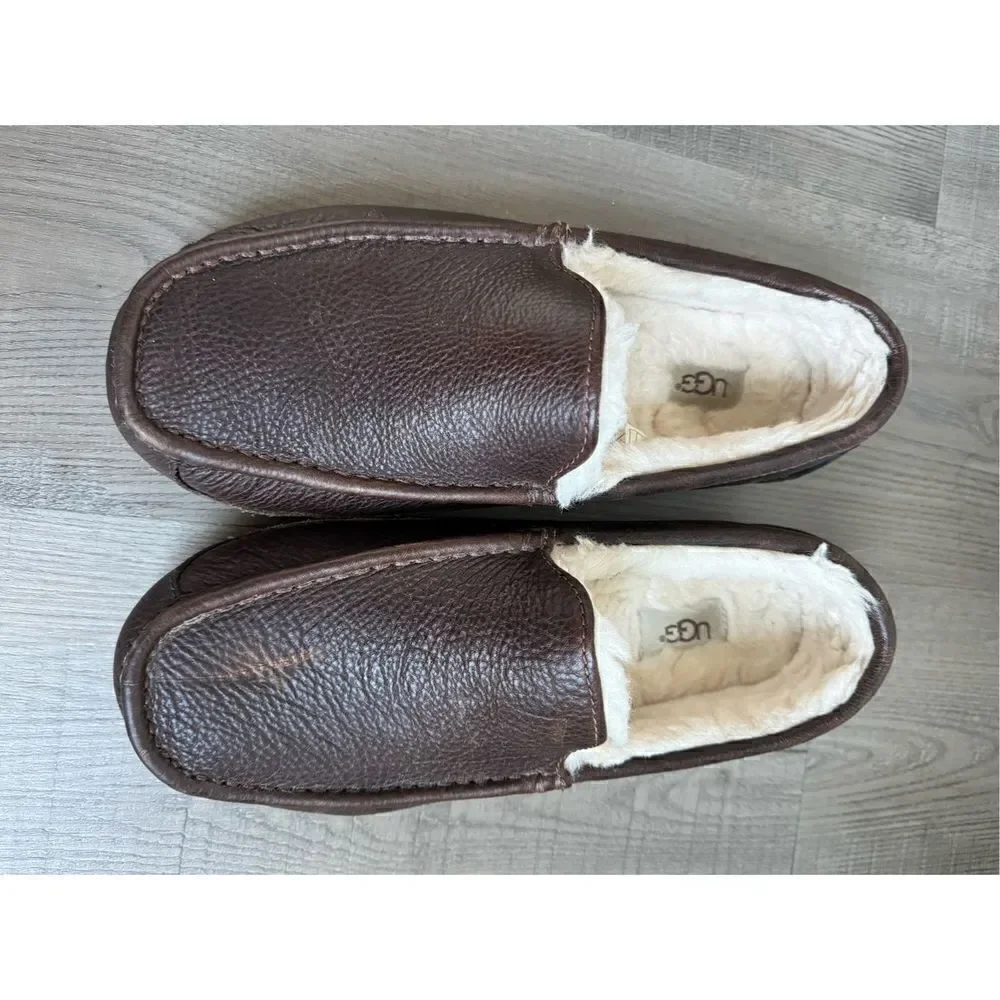 UGG Australia Men’s Leather Moccasin Faux Fur Lined Slipper 5396 US 9 Dark Brown